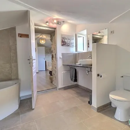Holiday home Le Des Monedes